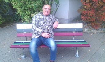 Neue Bänke im Ort