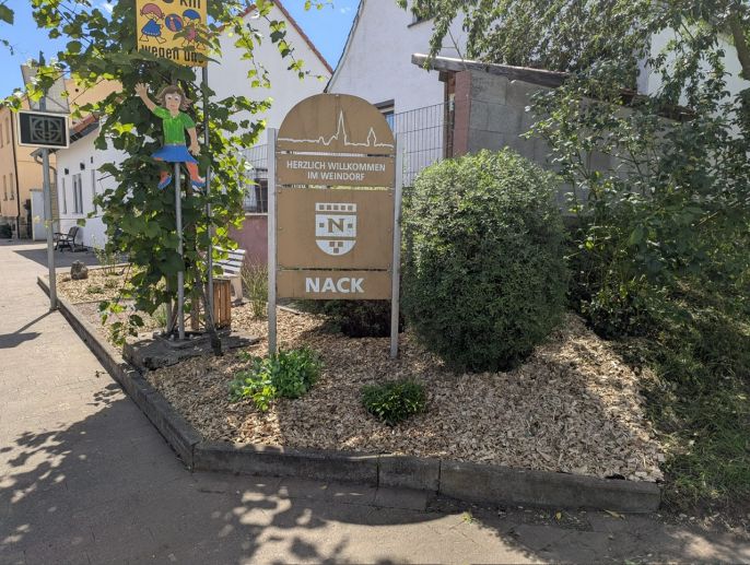 Der Ortseingang von Wendelsheim kommend