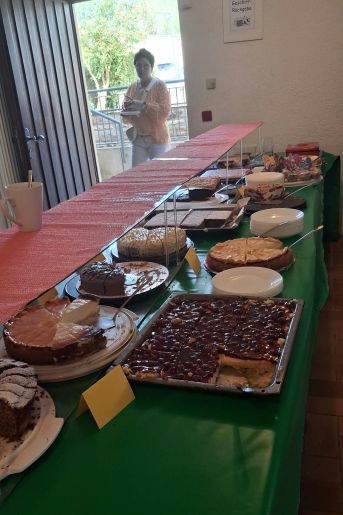 Kuchenangebot der Nacker Landfrauen auf der Kerb